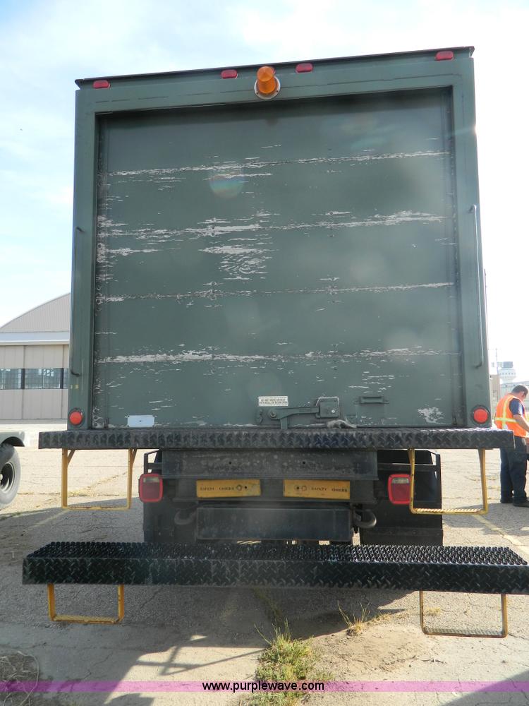 image for item AZ9175 1990 Ford C8000 catering truck