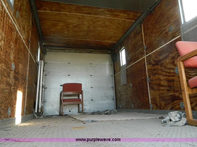 image for item AZ9175 1990 Ford C8000 catering truck