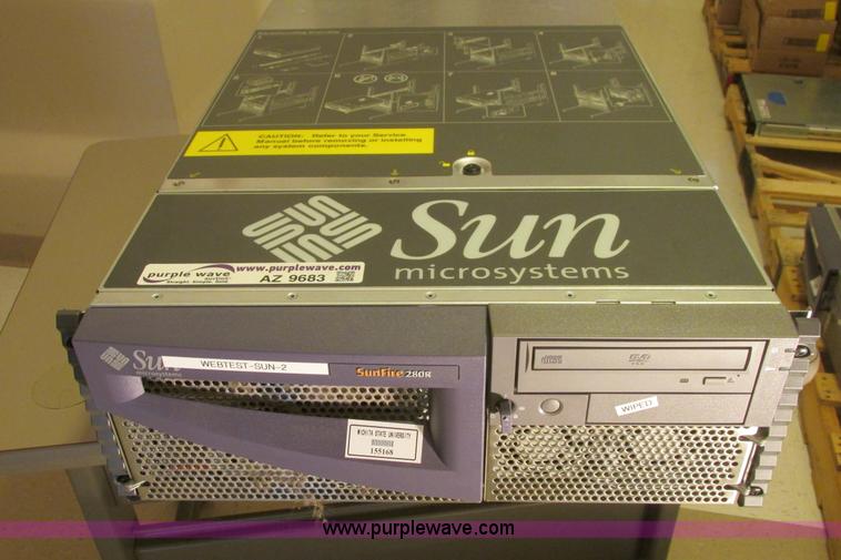 image for item AZ9683 Sun Sunfire 280R rack mount server