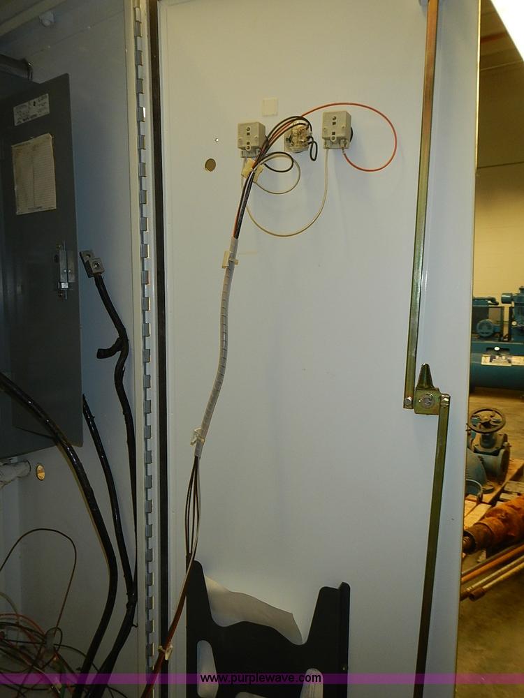 image for item AZ9843 Metal cabinet