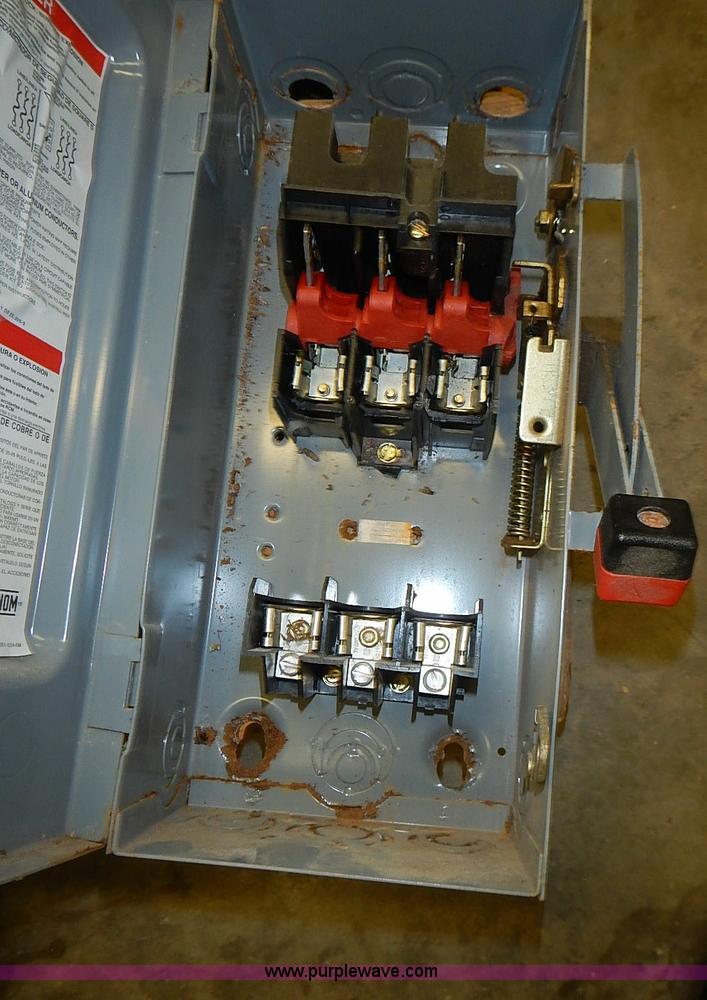 image for item AZ9845 Assorted equipment