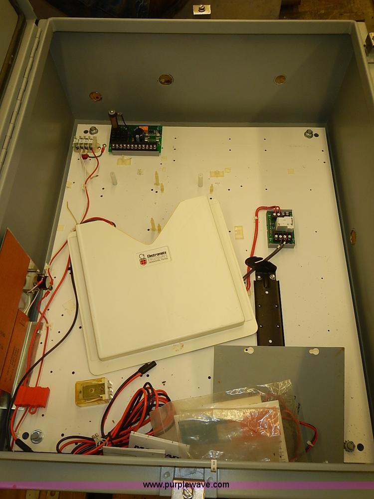 image for item AZ9845 Assorted equipment