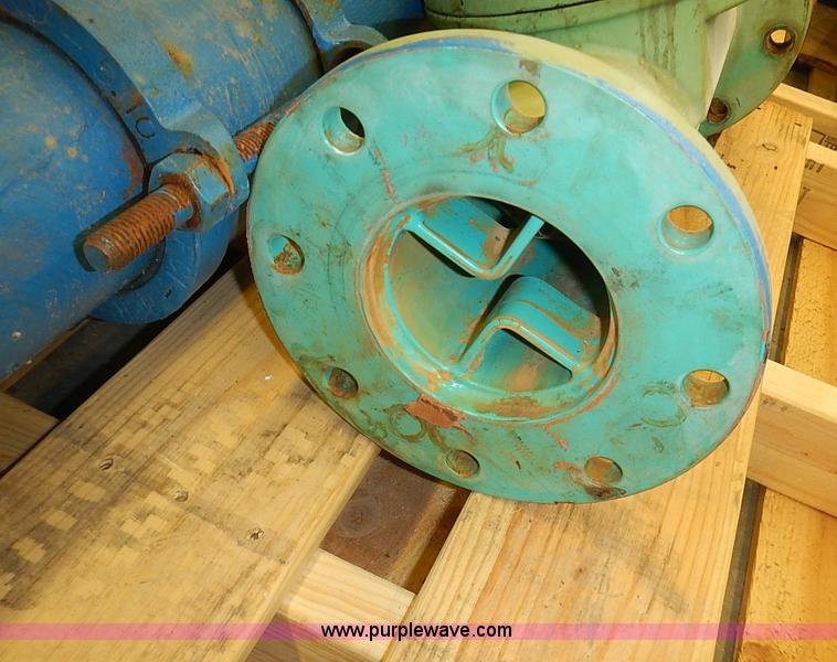 image for item AZ9846 Assorted equipment