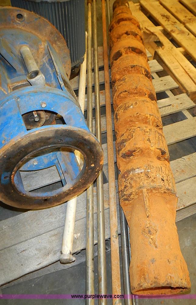 image for item AZ9846 Assorted equipment