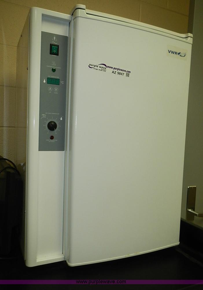 image for item AZ9847 Sheldon VWR 2005 mini B.O.D. incubator