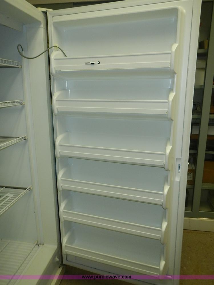 image for item AZ9848 Fisher low temp incubator