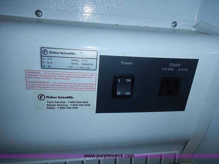 image for item AZ9848 Fisher low temp incubator