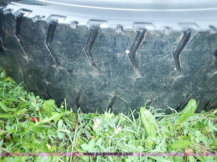 image for item AZ9850 (3) assorted used tires