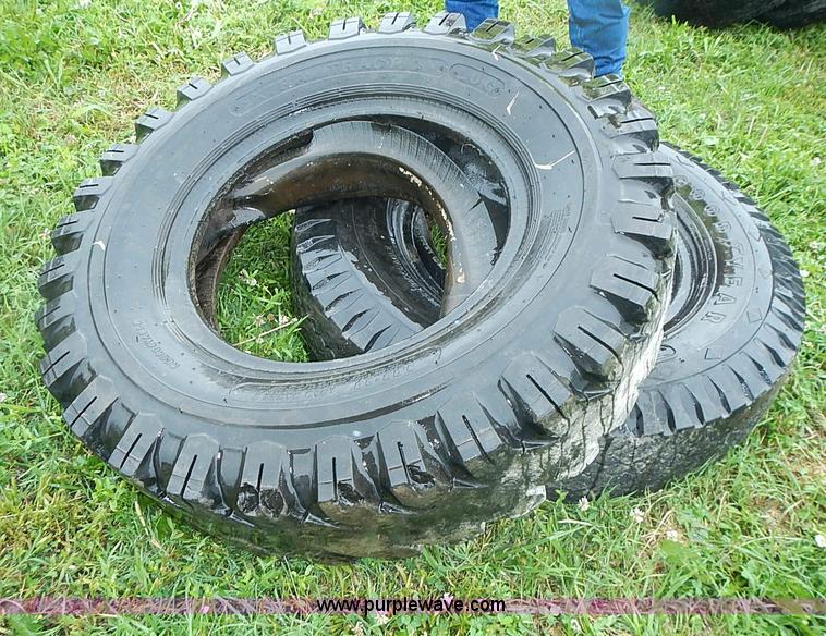 image for item AZ9851 (2) 9.00-20 tires