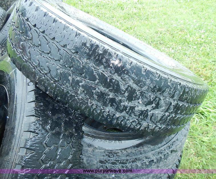image for item AZ9853 (5) 235/85R16 tires
