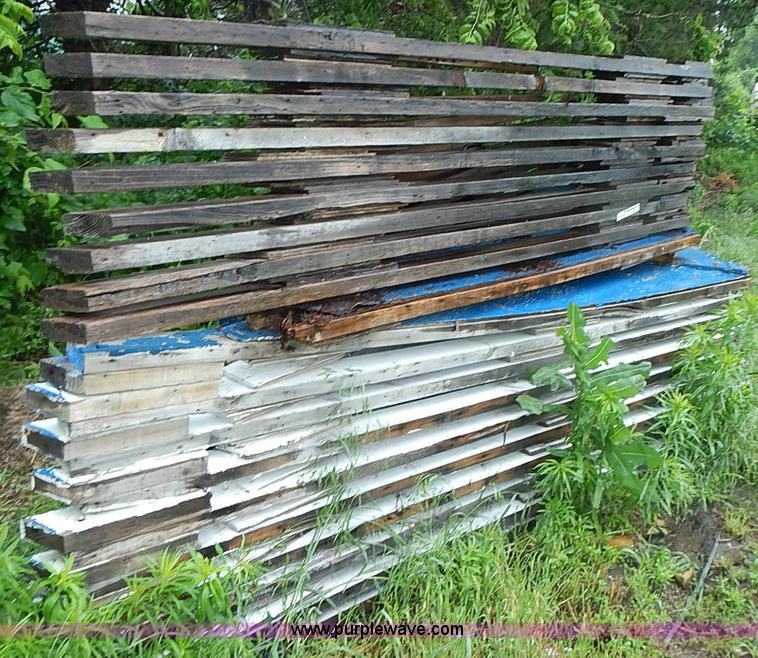 image for item AZ9857 (22) assorted wood trusses