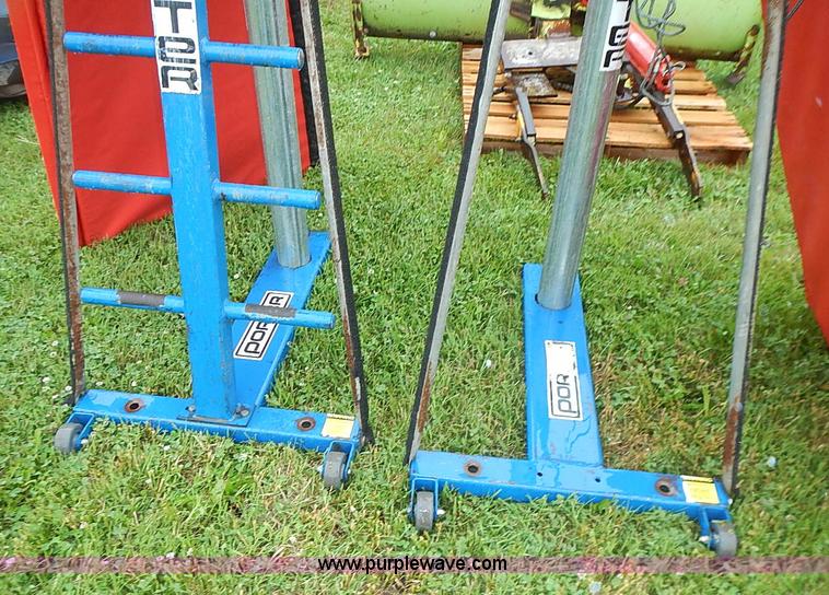 image for item AZ9861 (2) Porter volleyball stands with safety mats