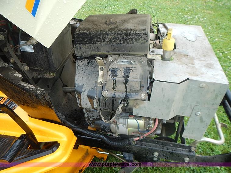 image for item AZ9862 2006 Cub Cadet 2500 series lawn mower