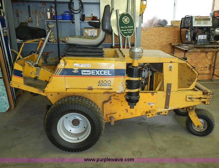 image for item AZ9865 Excel 4300 Hustler lawn mower