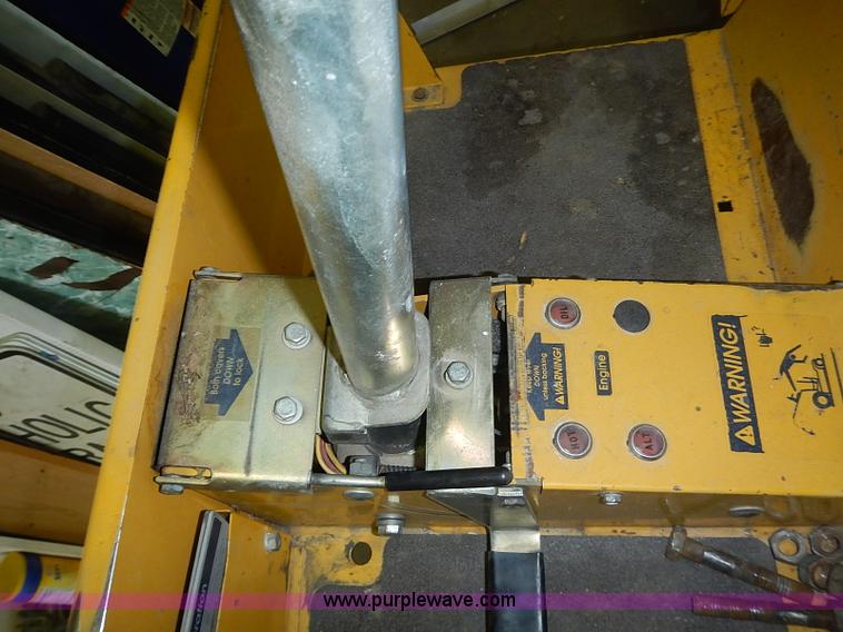 image for item AZ9865 Excel 4300 Hustler lawn mower