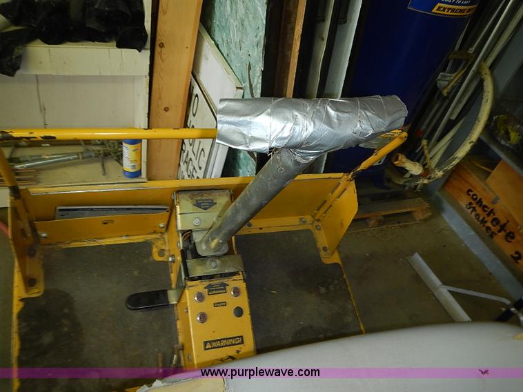 image for item AZ9865 Excel 4300 Hustler lawn mower