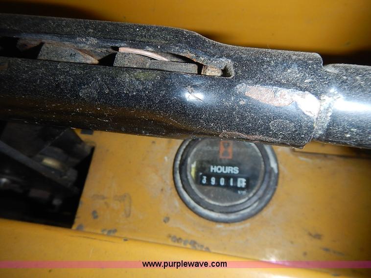 image for item AZ9865 Excel 4300 Hustler lawn mower