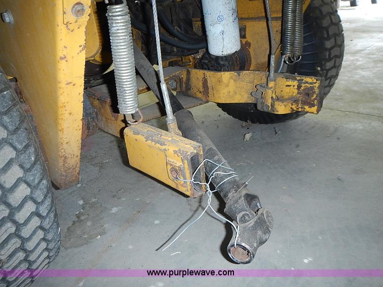 image for item AZ9865 Excel 4300 Hustler lawn mower