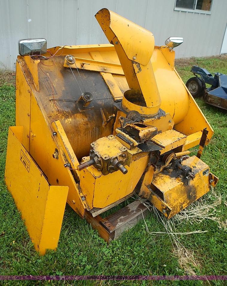 image for item AZ9865 Excel 4300 Hustler lawn mower
