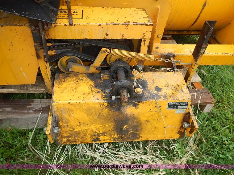 image for item AZ9865 Excel 4300 Hustler lawn mower