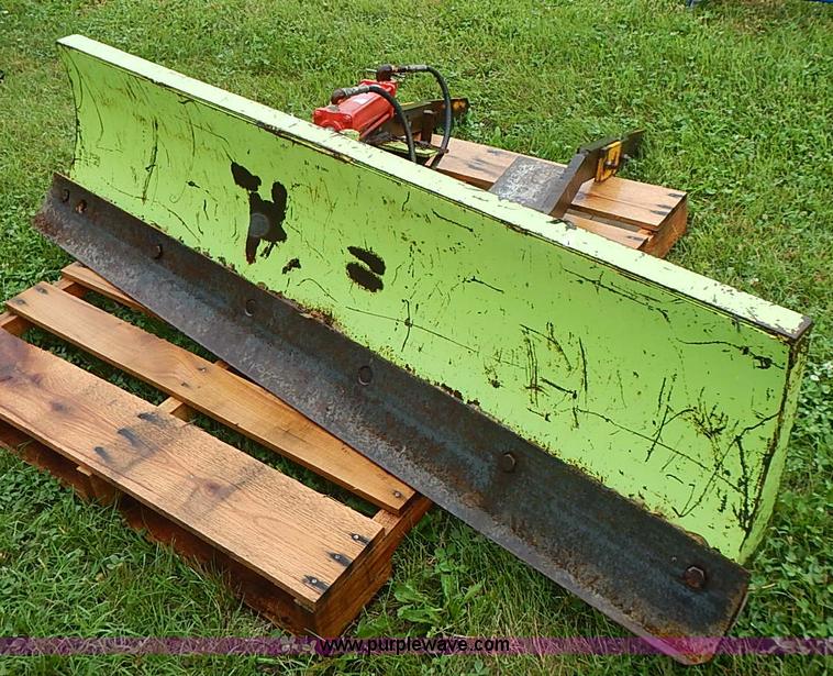 image for item AZ9865 Excel 4300 Hustler lawn mower