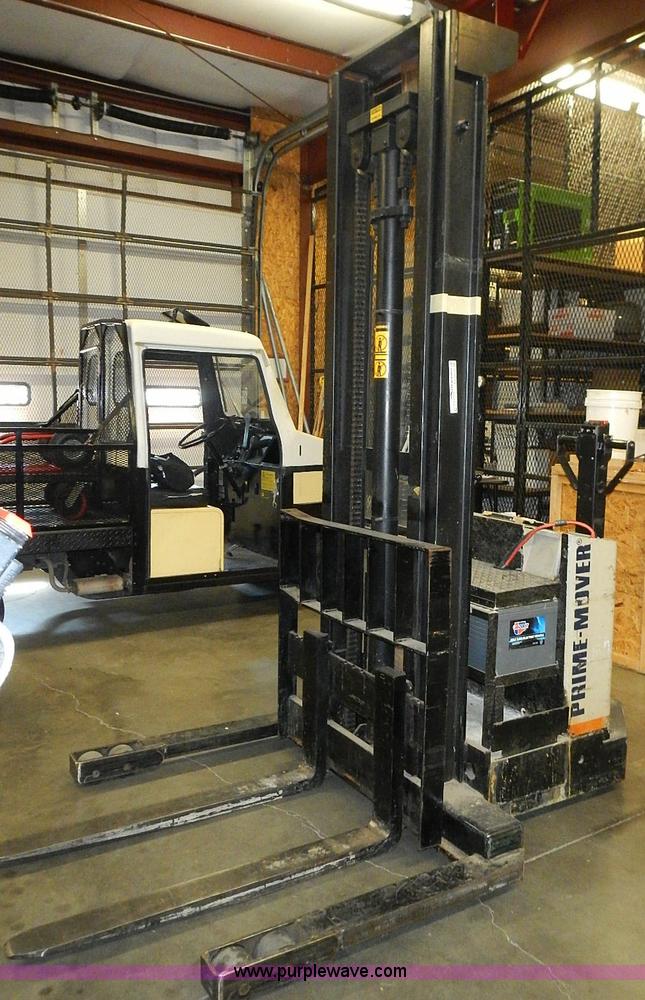 image for item AZ9874 Primo Mover electric forklift