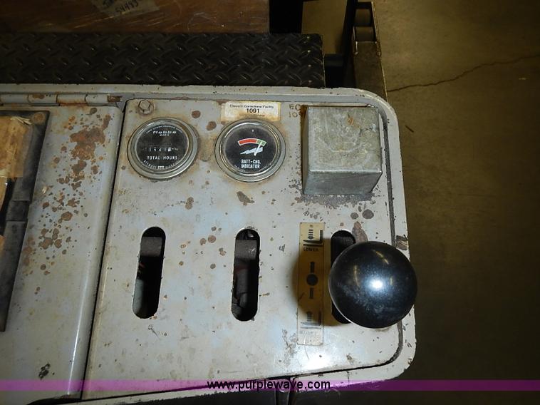 image for item AZ9874 Primo Mover electric forklift