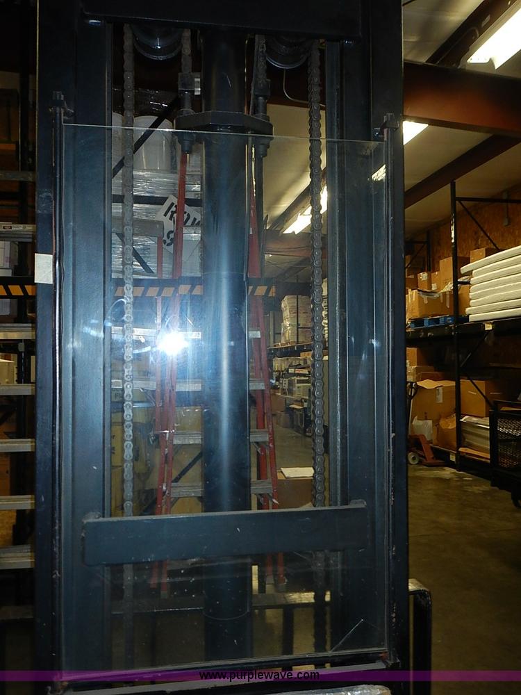 image for item AZ9874 Primo Mover electric forklift