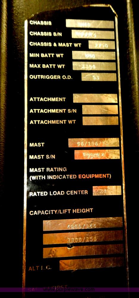 image for item AZ9874 Primo Mover electric forklift