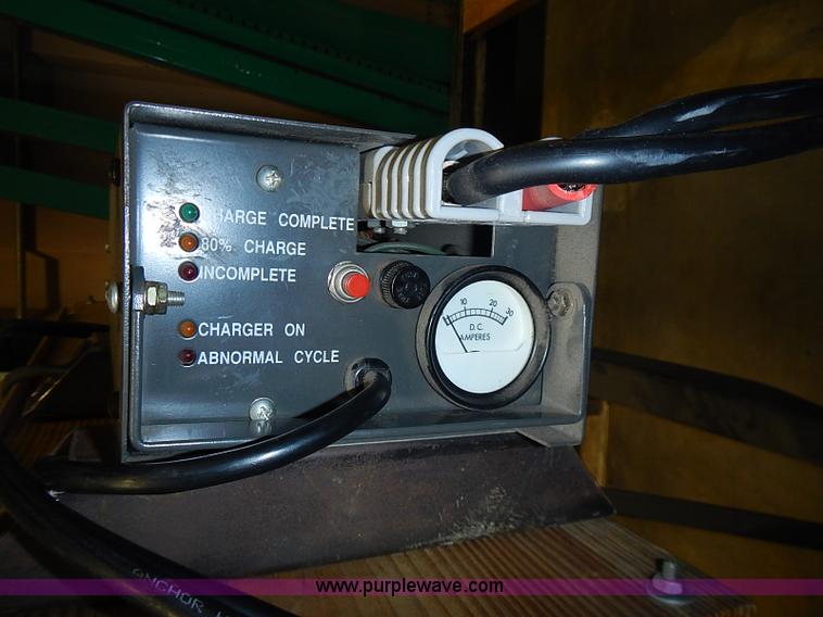 image for item AZ9874 Primo Mover electric forklift