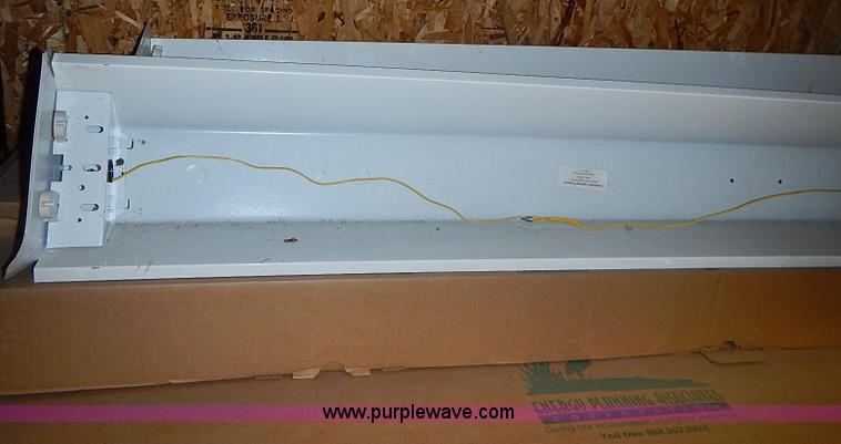 image for item AZ9876 Assorted lighting components