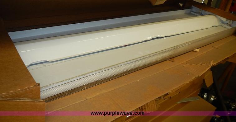 image for item AZ9876 Assorted lighting components