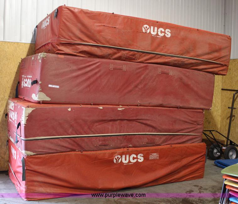 image for item BA9242 High jump mats with jump mat