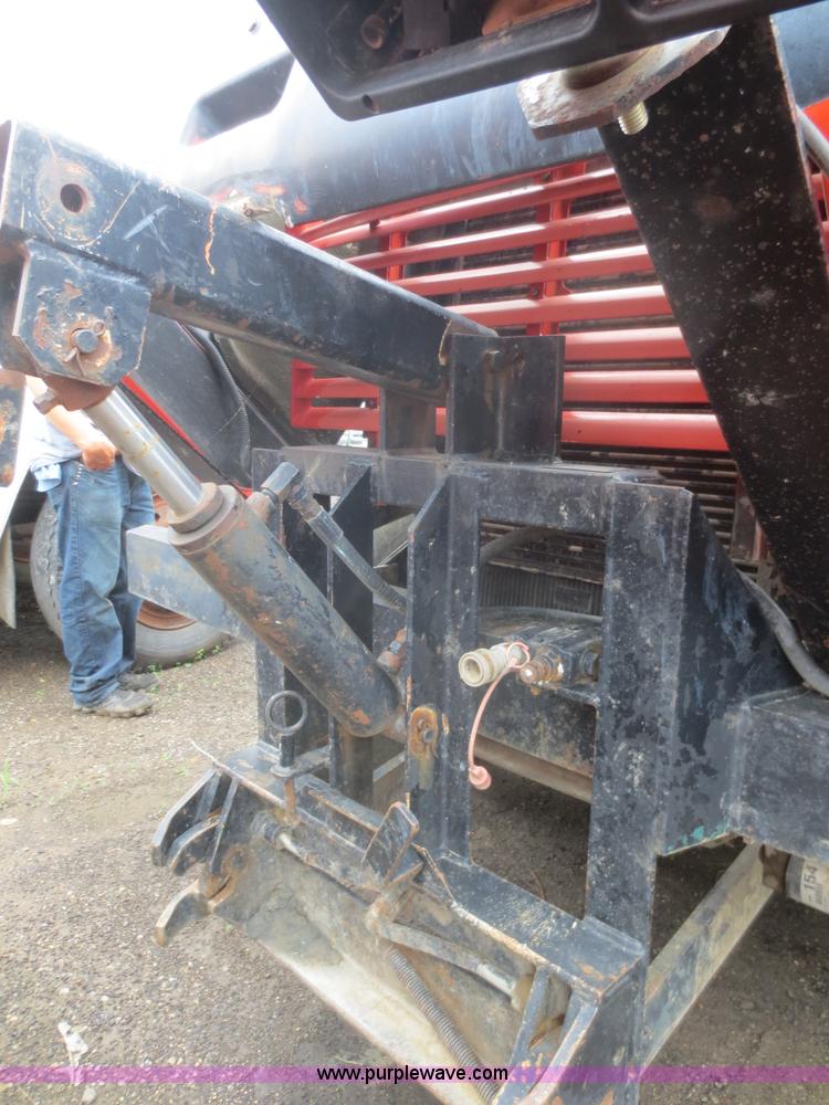 image for item D2066 1991 International 4900 dump truck