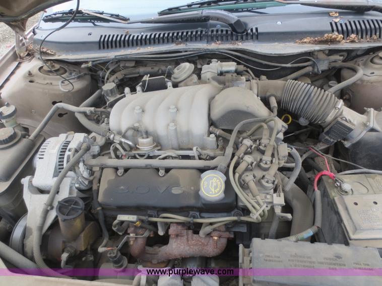 image for item D2074 1996 Ford Taurus GL