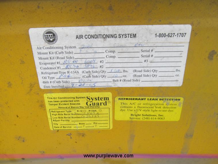 image for item E4695 2005 Ford E450 school bus