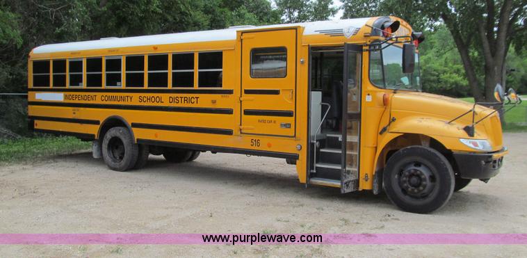 image for item E4894 2006 International IC school bus