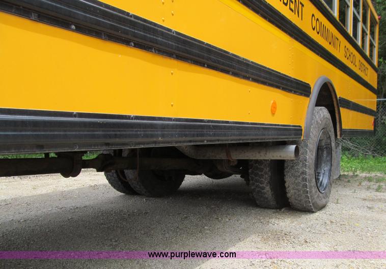 image for item E4894 2006 International IC school bus