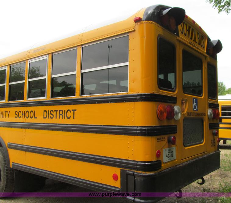image for item E4894 2006 International IC school bus