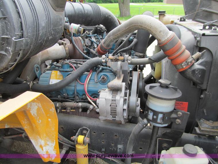 image for item E4894 2006 International IC school bus