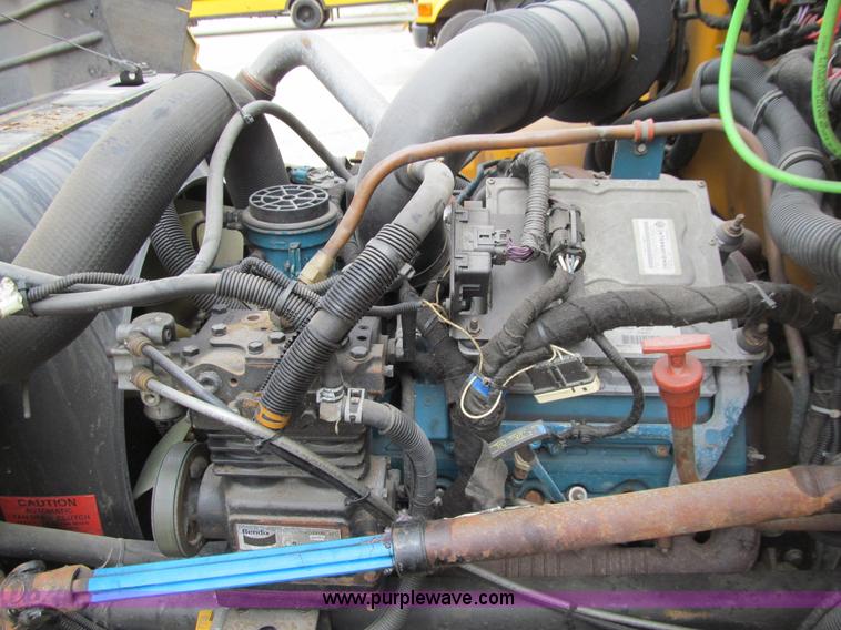 image for item E4894 2006 International IC school bus