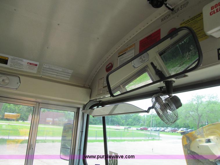 image for item E4894 2006 International IC school bus