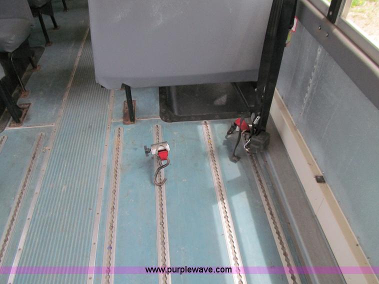 image for item E4894 2006 International IC school bus