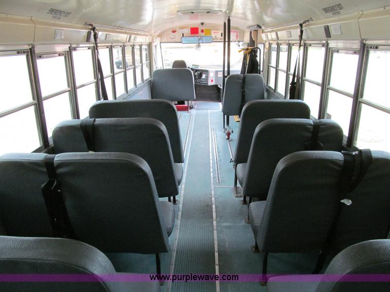 image for item E4894 2006 International IC school bus