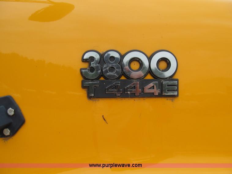 image for item E4895 2003 International 3800 school bus