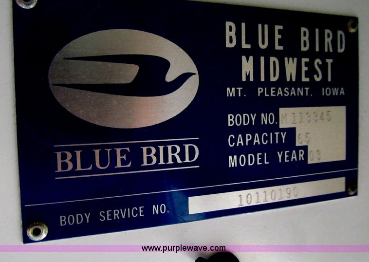 image for item E4895 2003 International 3800 school bus