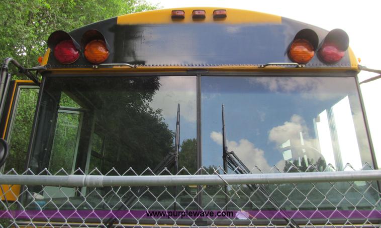 image for item E4896 2003 Thomas Built Saf-T-Liner MVP EF school bus