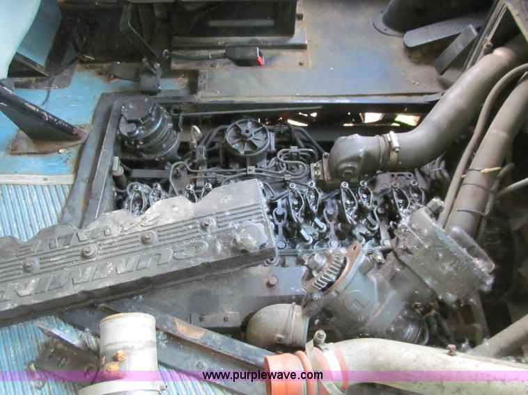 image for item E4896 2003 Thomas Built Saf-T-Liner MVP EF school bus