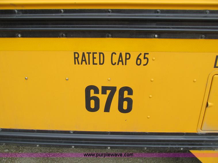 image for item E4897 2003 International 3800 school bus