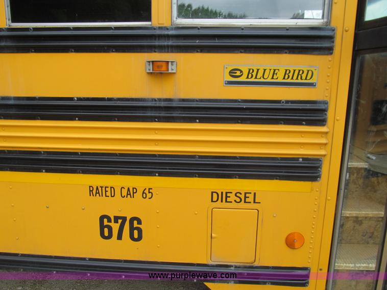 image for item E4897 2003 International 3800 school bus
